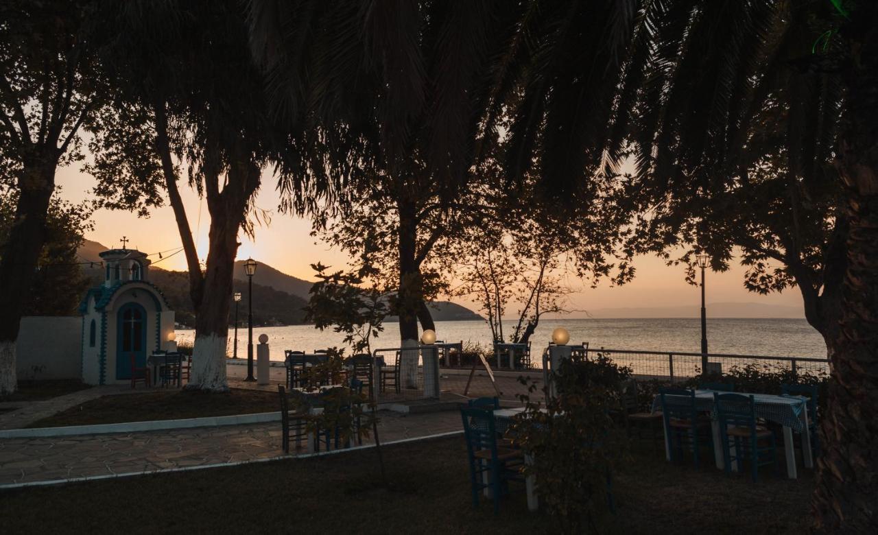 Vournelis Hotel Limenas  Exterior foto